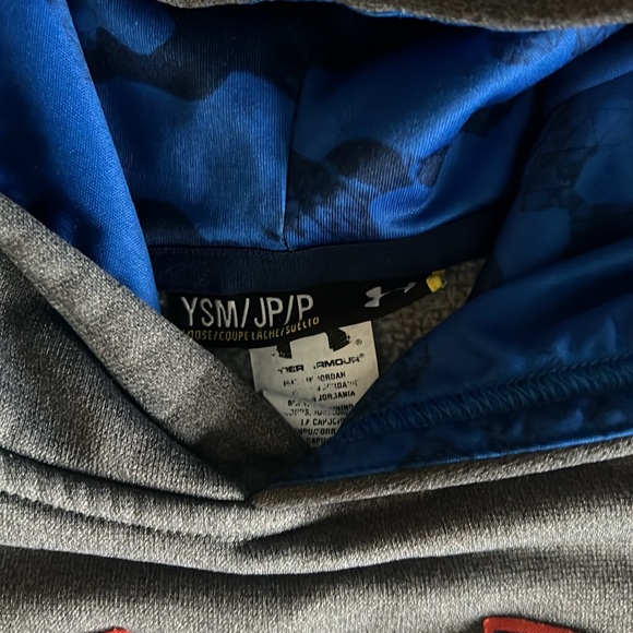 Under Armour XS loose sweatshirt - Picture 2 of 3